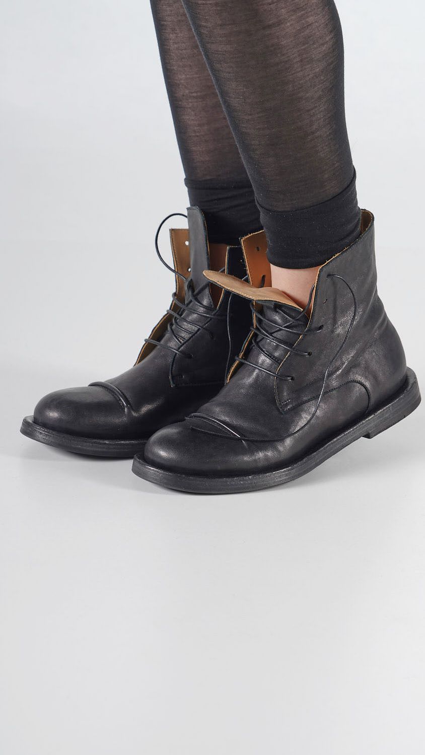 boots mit faltenpartie