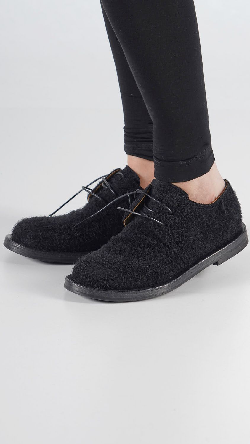 halbschuh in aufgerautem leder