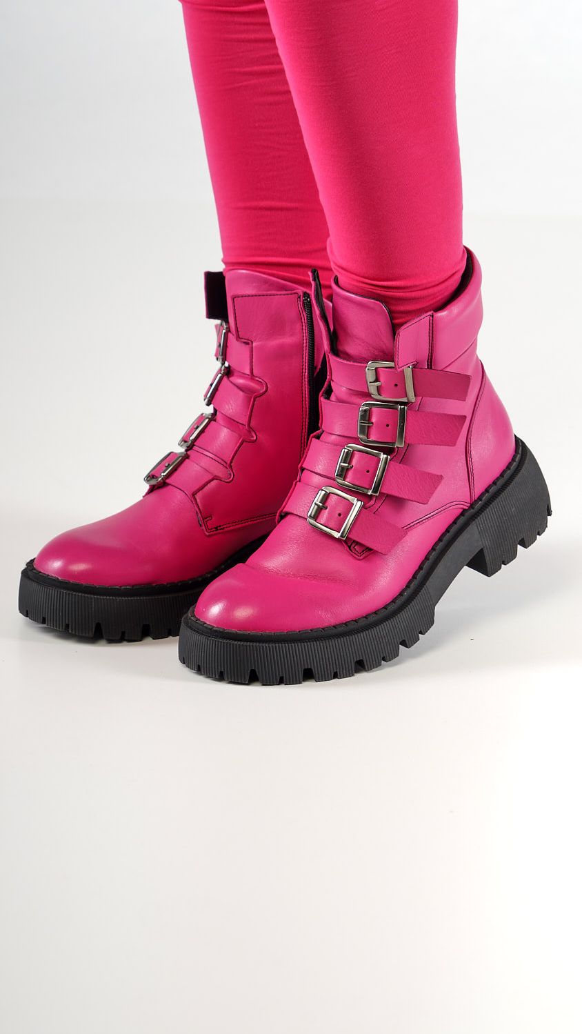 leder kurzschaftstiefel mit schnallen