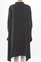 ballonförmiges viskose karo-kleid mit hemdblusenkragen