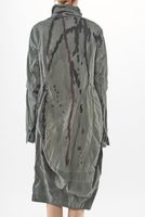 langer und asymmetrischer woll-stretch-mantel mit draht verstärkt