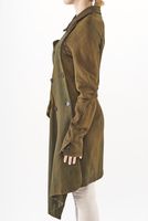 schmaler und asymmetrischer punto di roma-mantel mit doppelreihiger knopfleiste