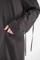 oversized schurwoll-mantel mit reißverschluss an der schulternaht