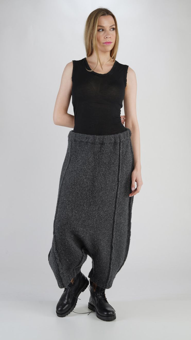 knitted trousers