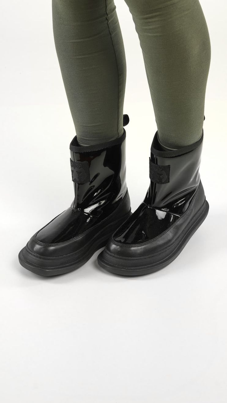 Bild: boots mit gummisohle